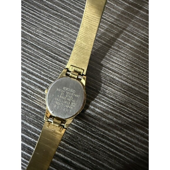 RARE seiko Collector Women's Vintage  Golden Watch With Brand New Battery - Picture 4 of 13